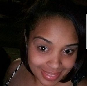 Meet your Posher, Elisha